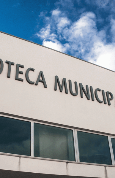 biblioteca_municipal_nazare