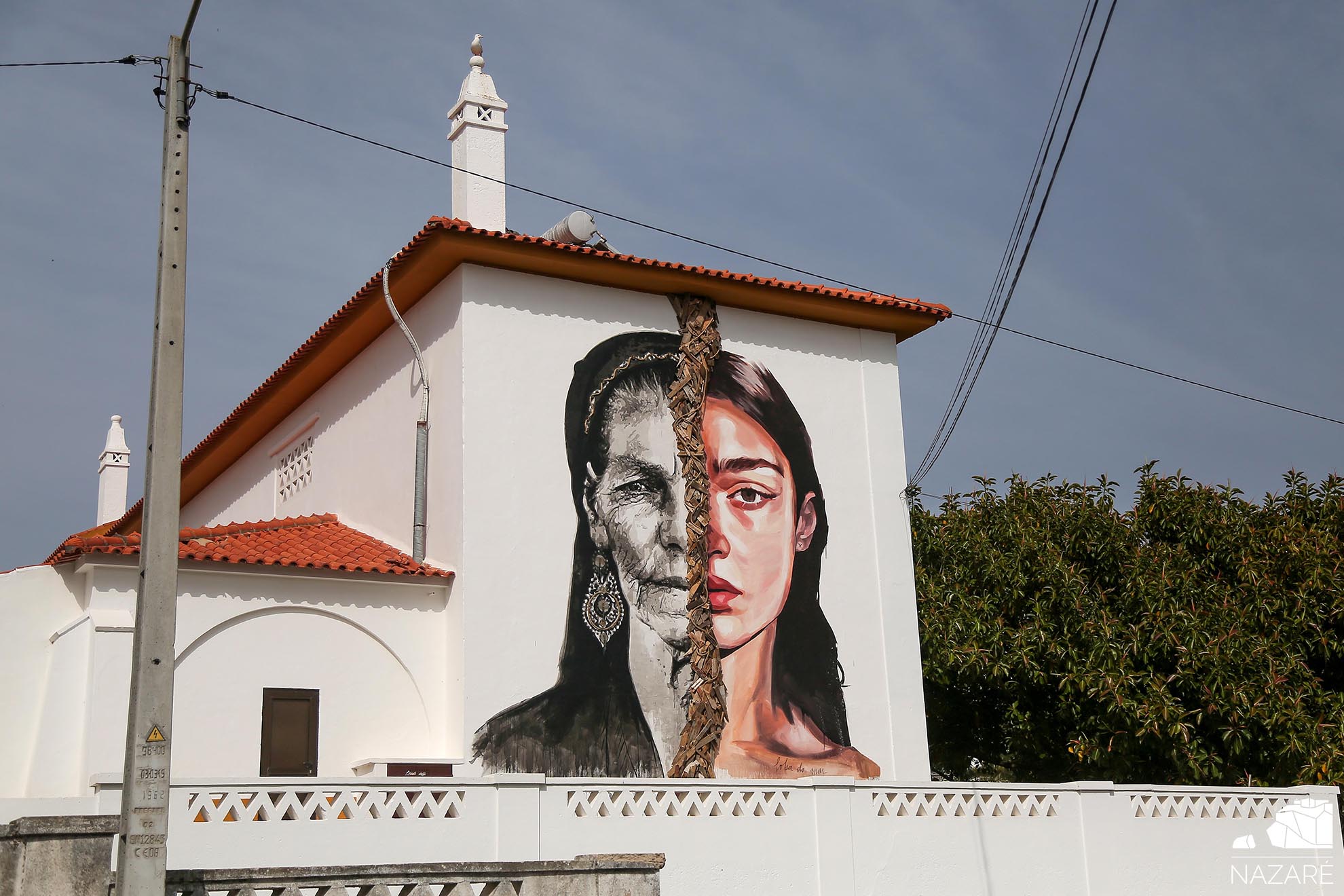 Antigas Escolas Primárias da Nazaré exibem novo mural de arte