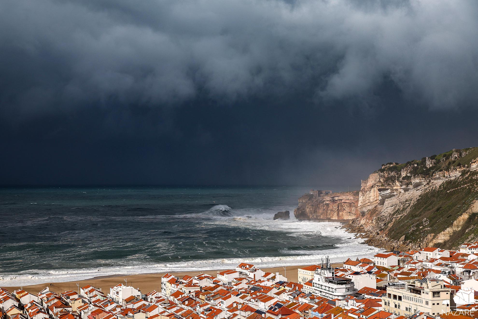 Tempestade Aitor trouxe chuva e vento forte